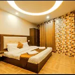 Grand Empire Hotel By R S Group Igi Airport