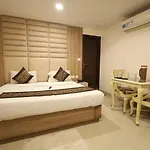 Hotel Paramont Inn Airport New Delhi