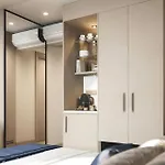 De Heaven Wood Suites Near Igi Airport