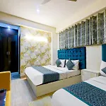 Hotel Palm Suites A Family Hotel Near Terminal 3
