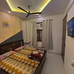 Luxury 2 Bhk Apartment In New Delhi
