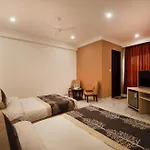 Almora Hotel Delhi International Airport With - Free Airport Drop