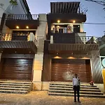 The Royal Suites