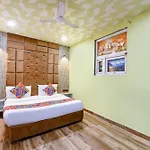 Fabhotel Jeet Stays - Near Dilshad Garden Metro Station