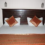 Jeraths Villa Bed And Breakfast