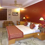 Hotel Singh International