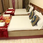 Hotel Maharaja