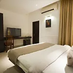 Airport Hotel De Aura Delhi Airport
