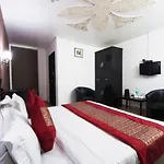 Airport Hotel Green Heights