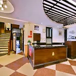 Oyo 305 Hotel Rajdeep Palace