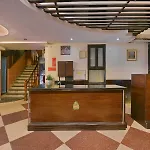 Oyo 305 Hotel Rajdeep Palace