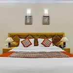 Capital O 41598 Hotel Singh Sahib Deluxe