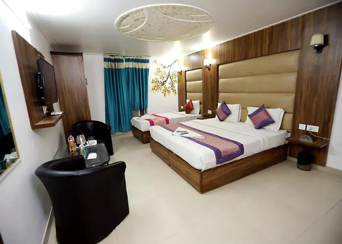 Airport Hotel Noratan Palace