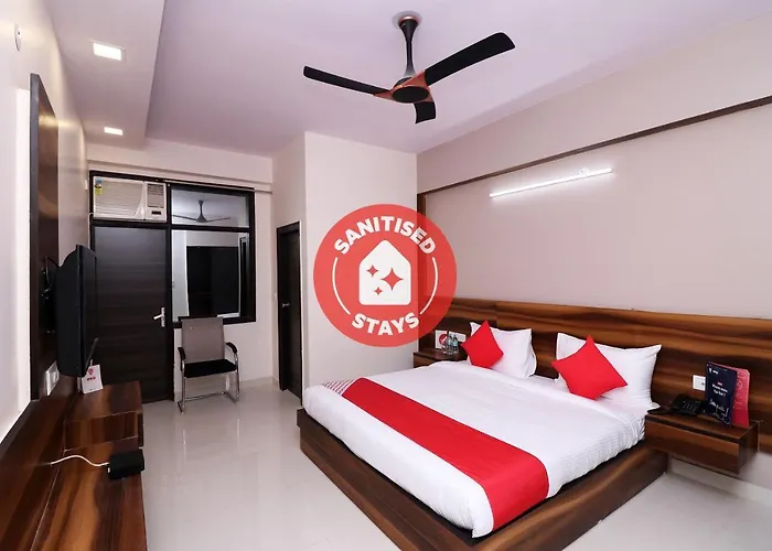 Collection O 76623 Pushpanjali Residency