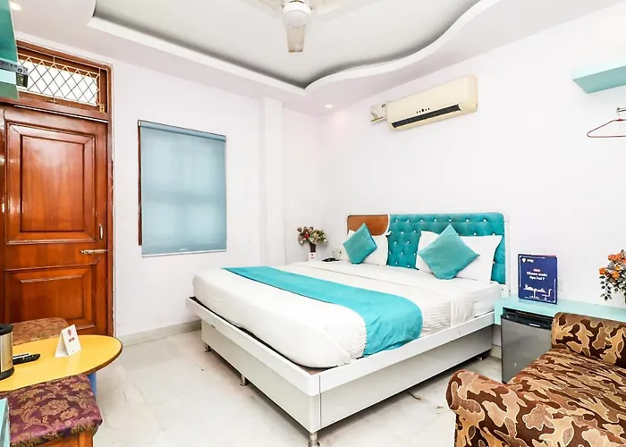 Anoop Hotel