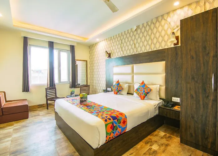 Fabhotel Viroha