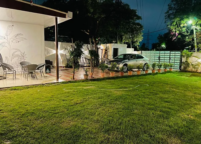 Sun N Shade Holiday Home
