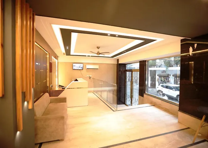 Hotel Citadel Suites - Near Igi Airport