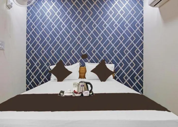 Love Hotel