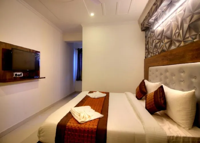 Airport Hotel Ark Avalon
