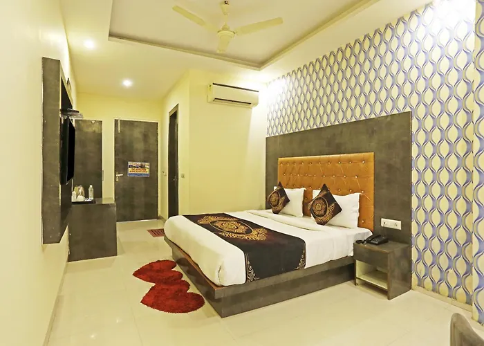 Hotel Smart Signature Delhi Airport