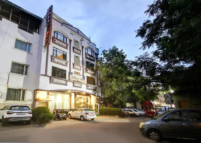 Stay At Good Time - Close To Karol Bagh Metro Station And City Centre