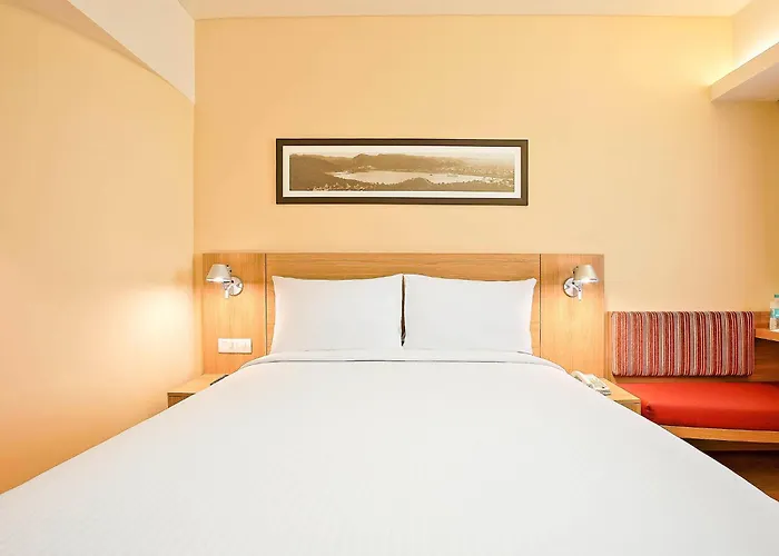 Hotel Pacefic Suites Near Delhi Airport