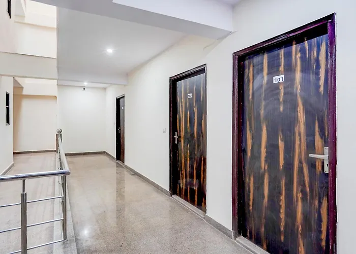 Hotel O Premium Rooms