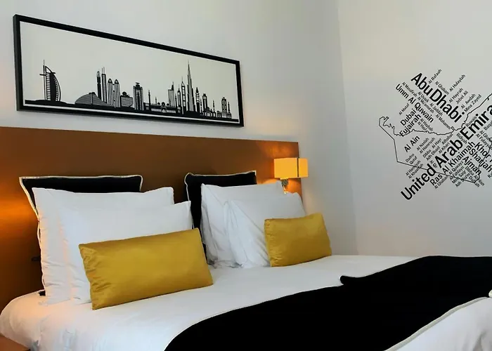 Hotel Ambience Plaza Jmd - Delhi Airport