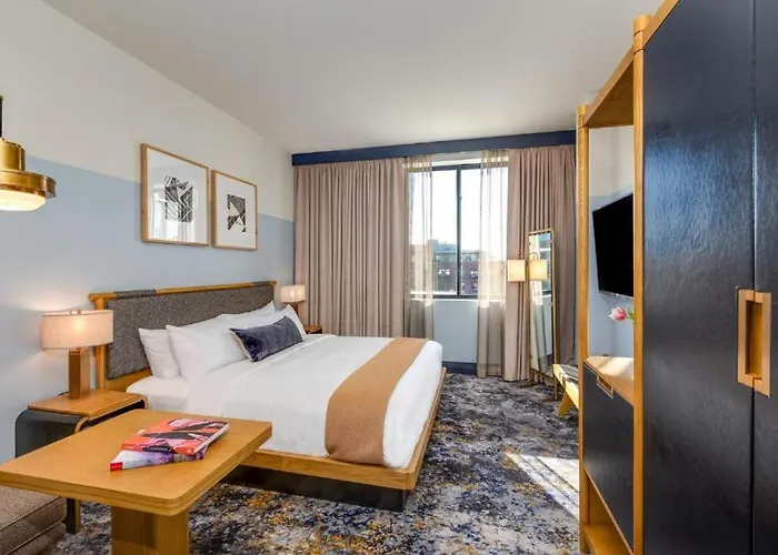 Hotel Grand Cloud Near Airport