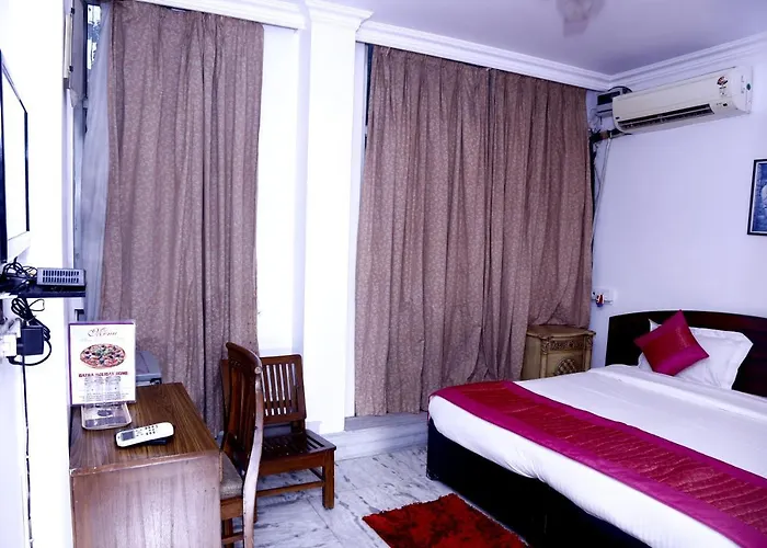 Batra Holiday Home - Couple Friendly Stays