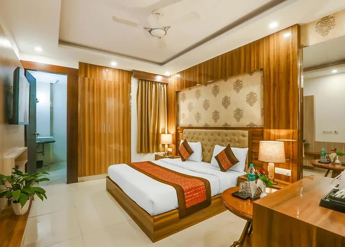 Hotel Almati Inn - Near Delhi Airport