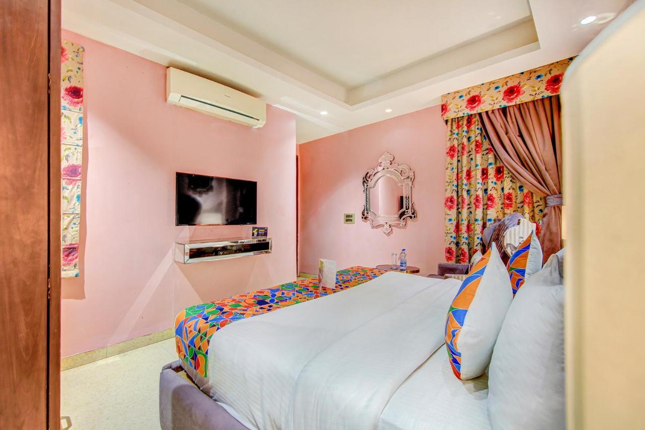 Fabhotel Cotts Vasant Kunj 3* New Delhi
