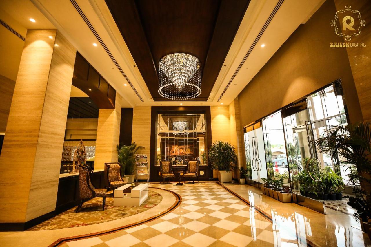 Golden Galaxy And Hotel Delhi (National Capital Territory of India)