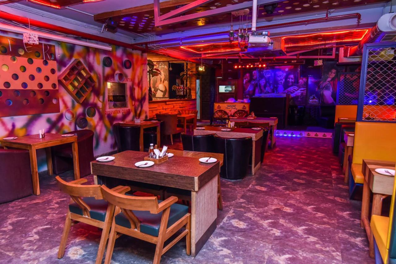 Oyo 14896 Galaxy Hotel Delhi (National Capital Territory of India)