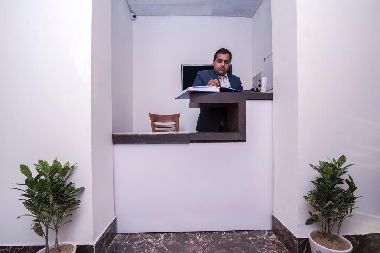 Oyo 14896 Galaxy Hotel Delhi (National Capital Territory of India)