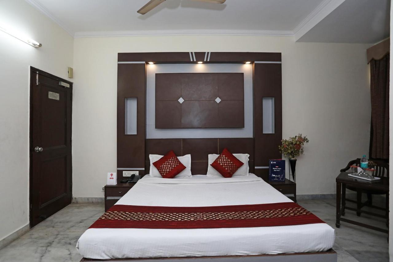 Garden View Karol Bagh Hotel