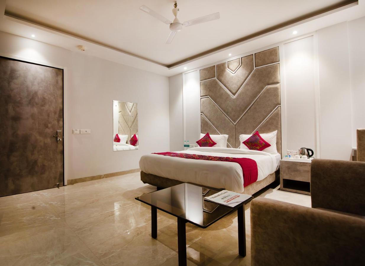 Capt Vishal Khanna's Anchorage 3* New Delhi