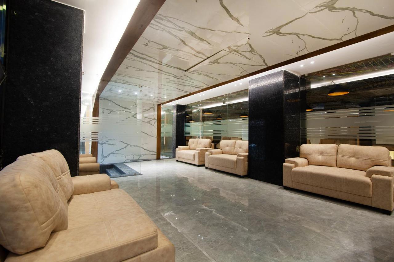 Stanley By Foxi Group- Near Delhi International Airport 4*