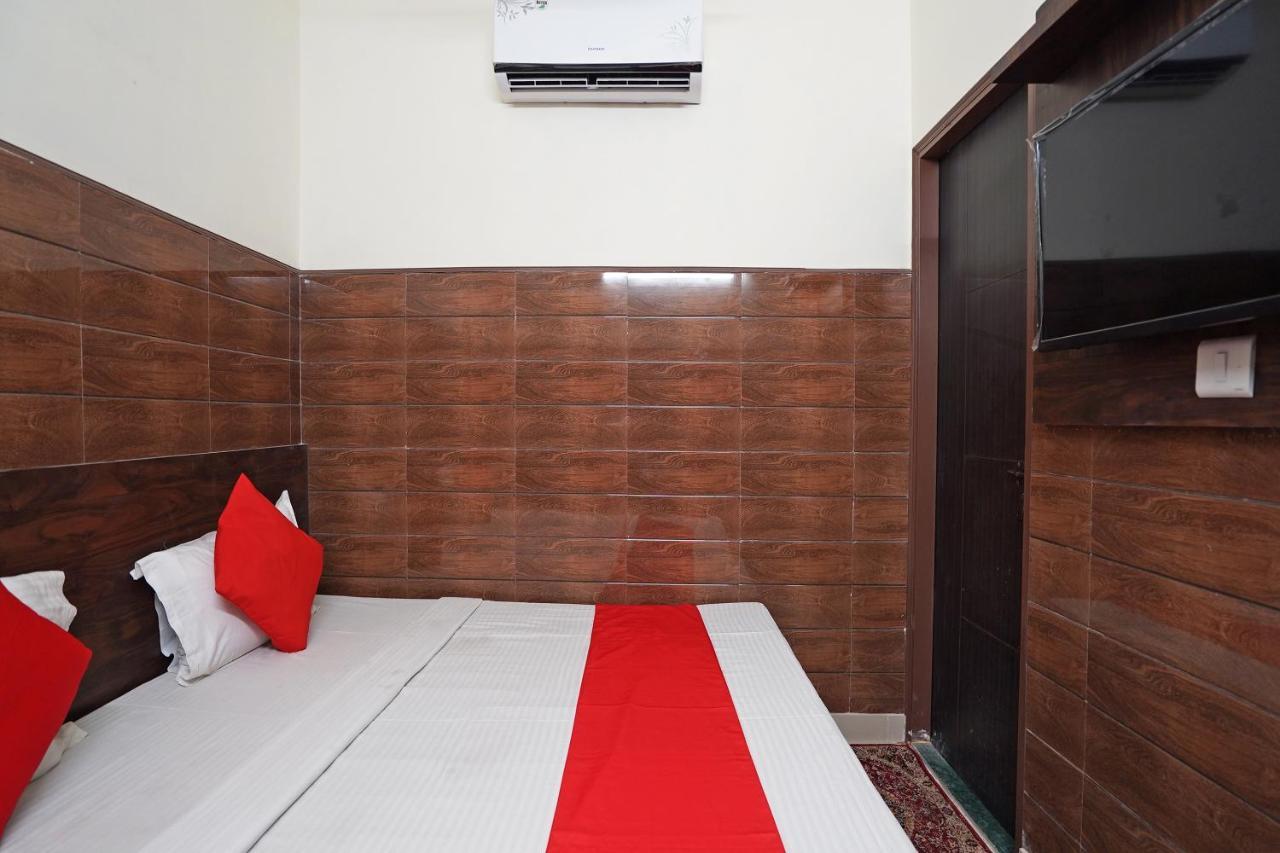 O Shri Sai 3* Delhi (National Capital Territory of India)
