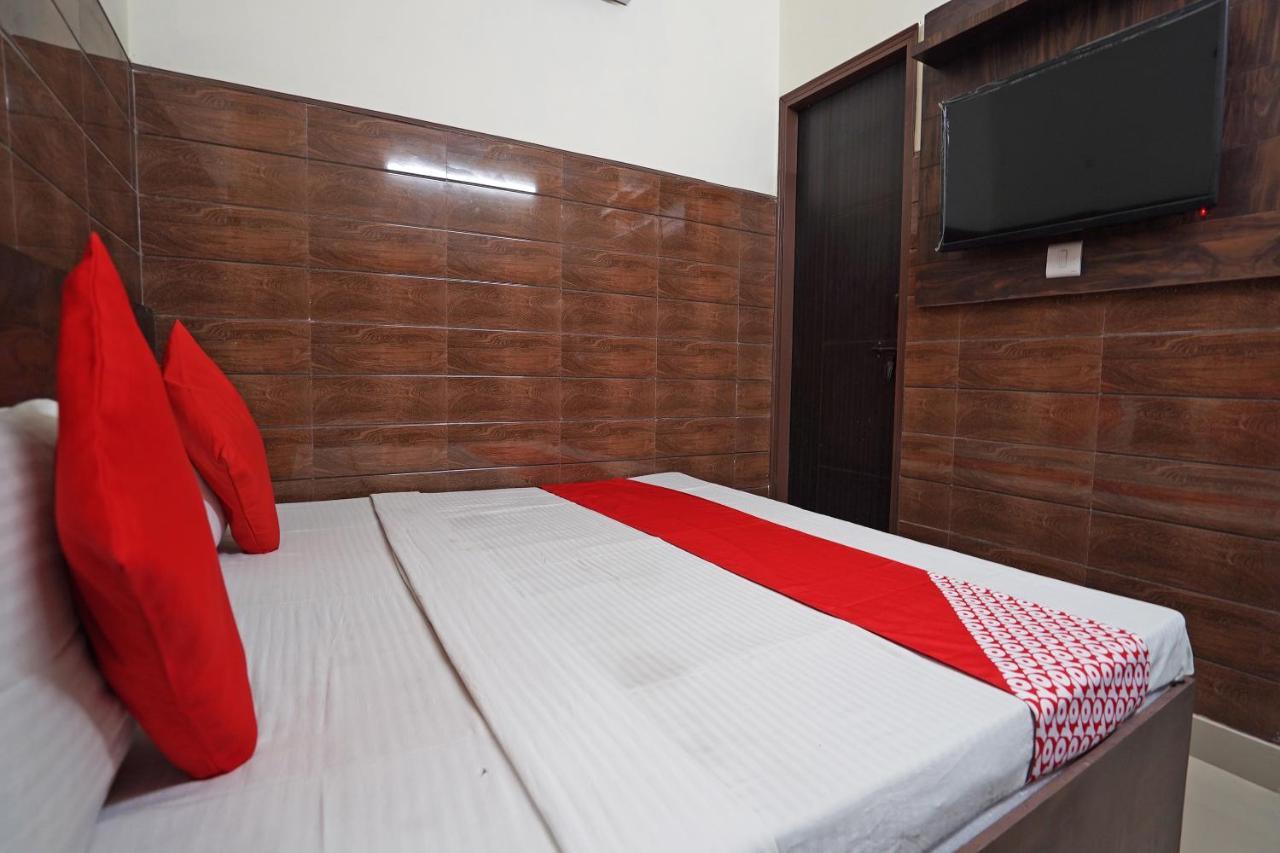 Hotel O Shri Sai 3*