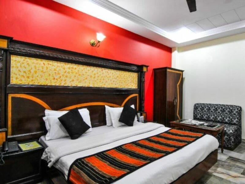 O Paharganj Near Railway Station Formerly Chand Palace