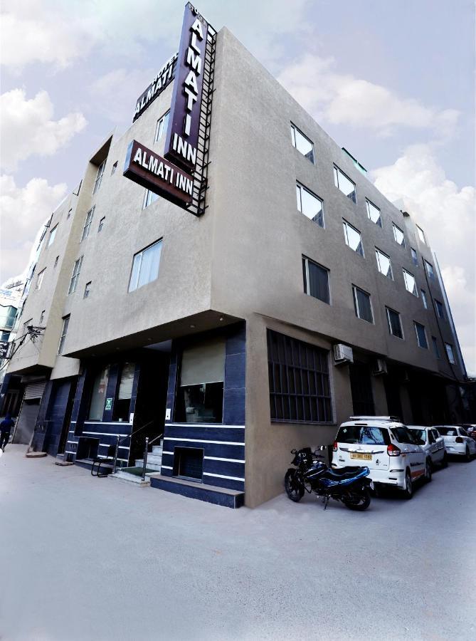 Almati - Near Delhi Airport 3*