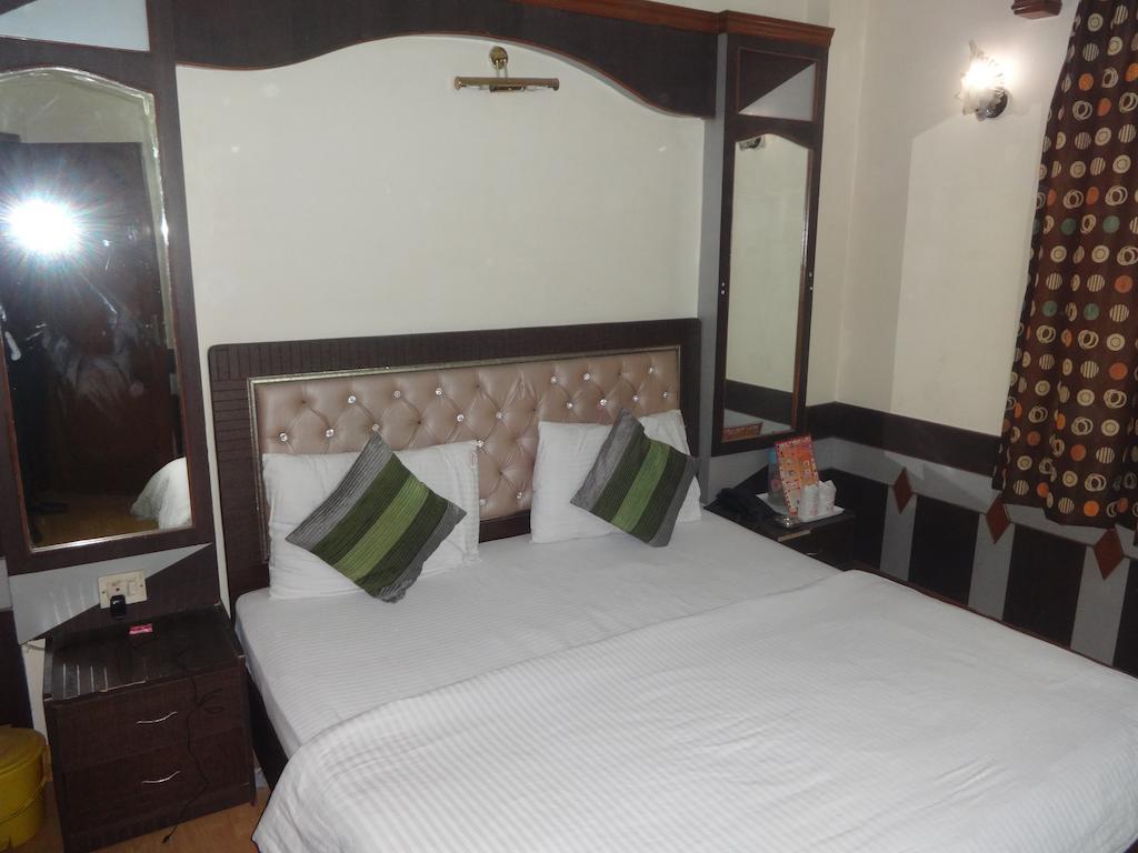 Hotel Alaska 2*