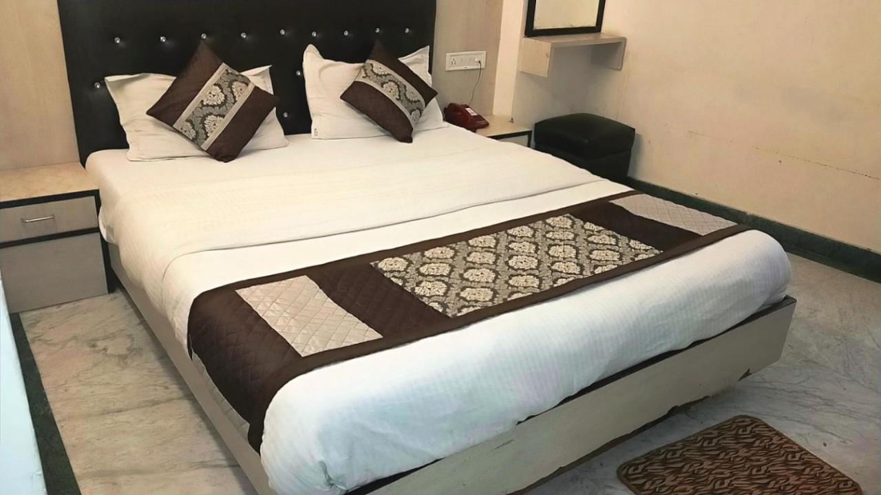 Grand Ivy 3* New Delhi