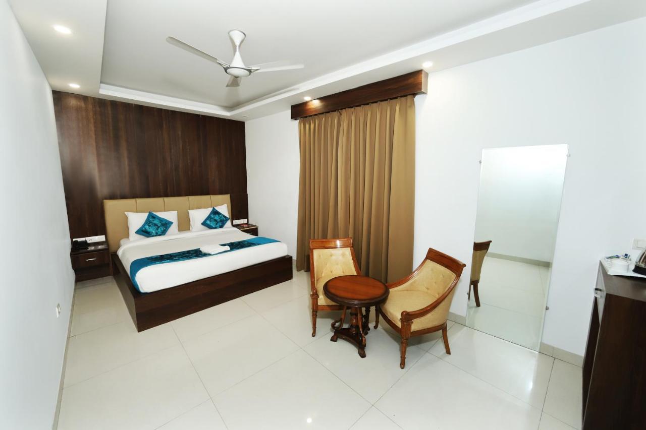 Almati - Near Delhi Airport Hotel Nova Deli