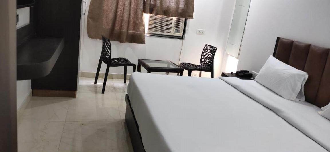 Hotel Grand Ivy New Delhi