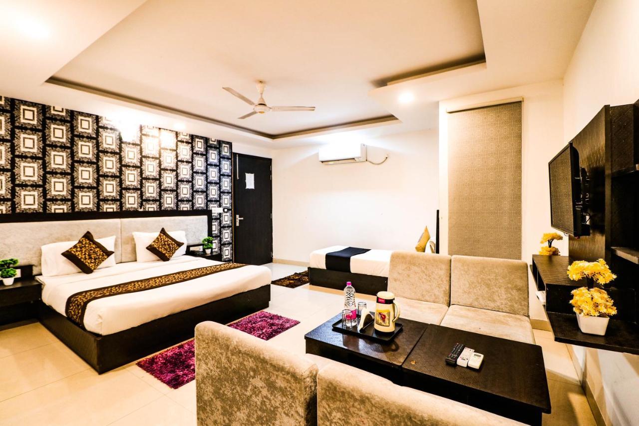 Olive Zone Near Delhi Airport New Delhi