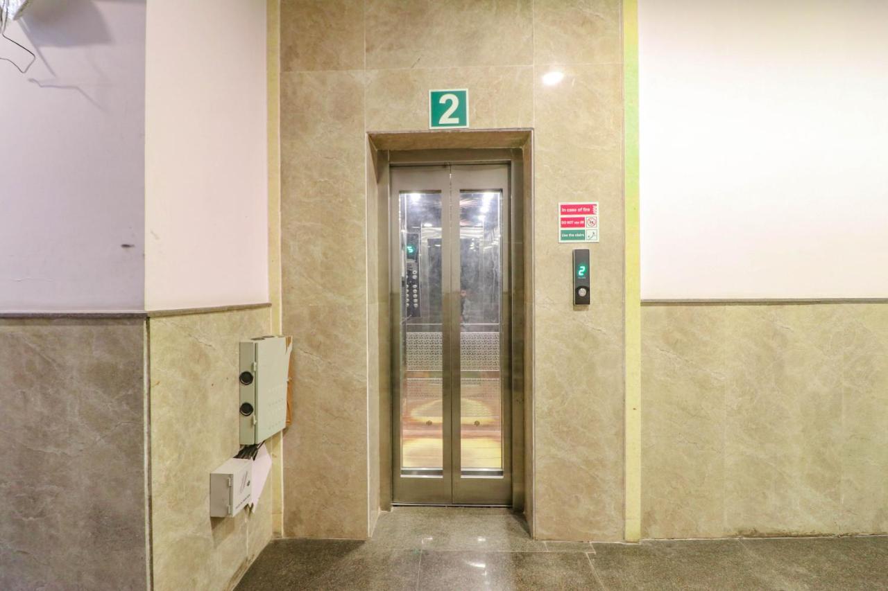 Hotel Olive Zone Near Delhi Airport