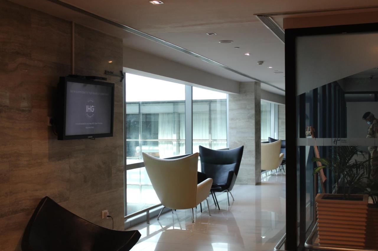 Hotel Express International Airport T3 By Ihg 4*